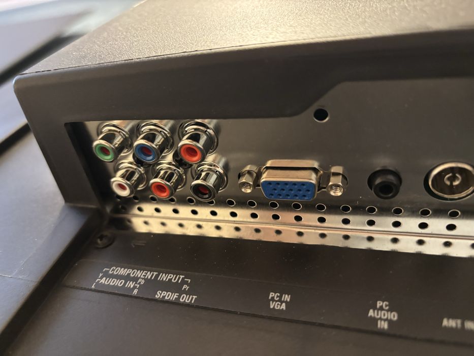 Телевізор GRUNDIG діагональ  32