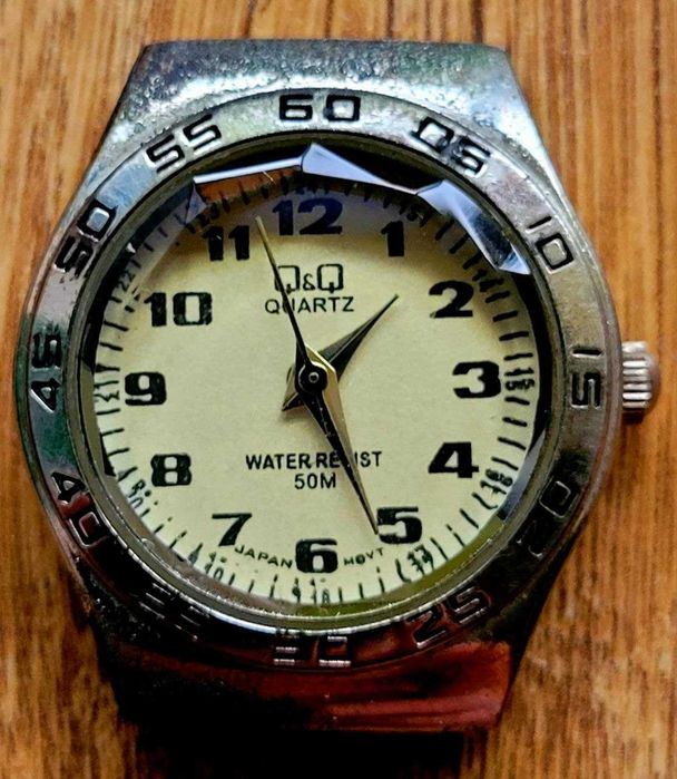 Надійний годинник Q&Q Quartz, 50M, Японський механізм