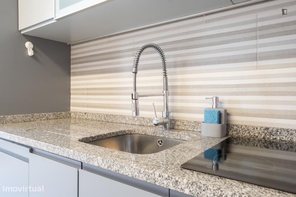 Apartamento com 3 quartos - localizado em Mafamude Porto