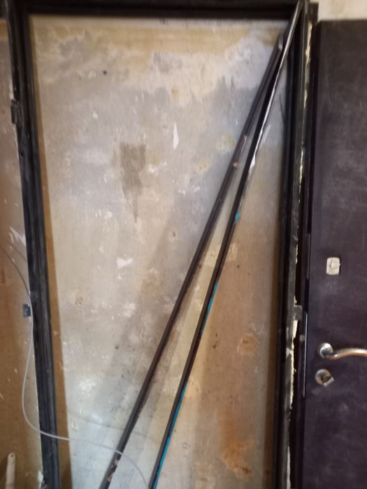 Двері   вхідні б/у