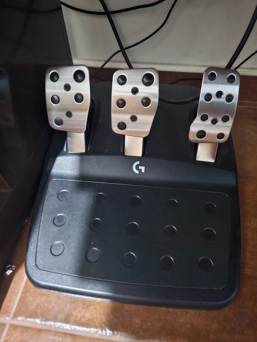 Logitech trueforce G923