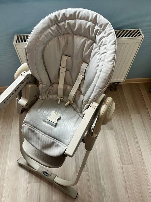 Дитячий стільчик для годування Chicco