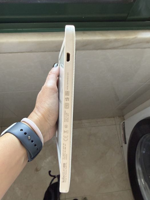 Kobo libra branco447059334047344643