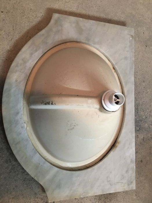 Pia com mármore para casa  de banho