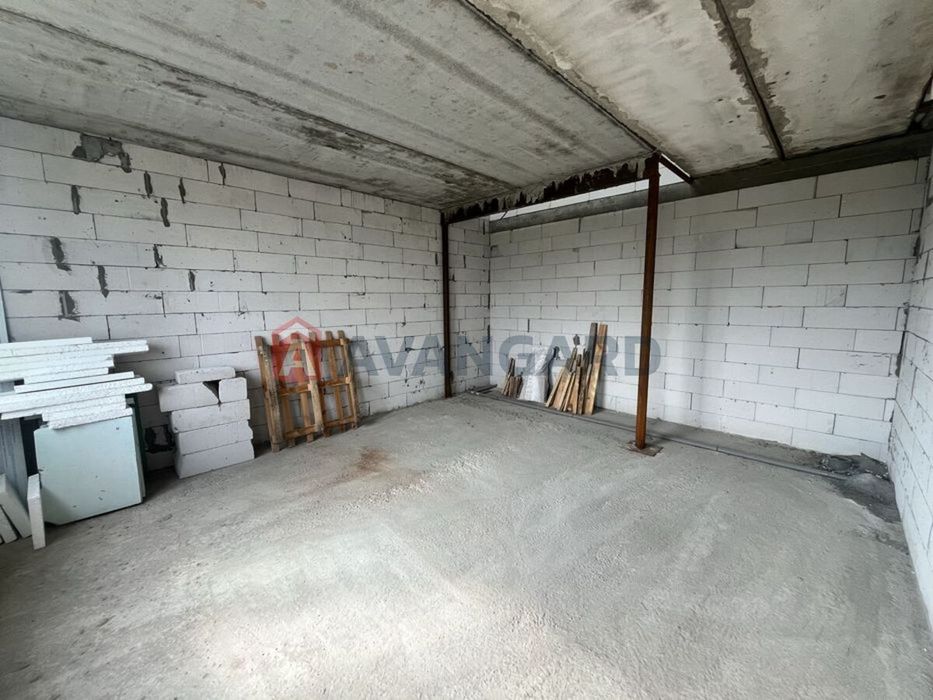 Продаж 2-поверхового таунхаусу