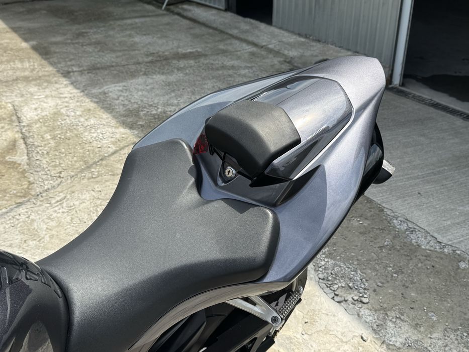 Продам Yamaha R1