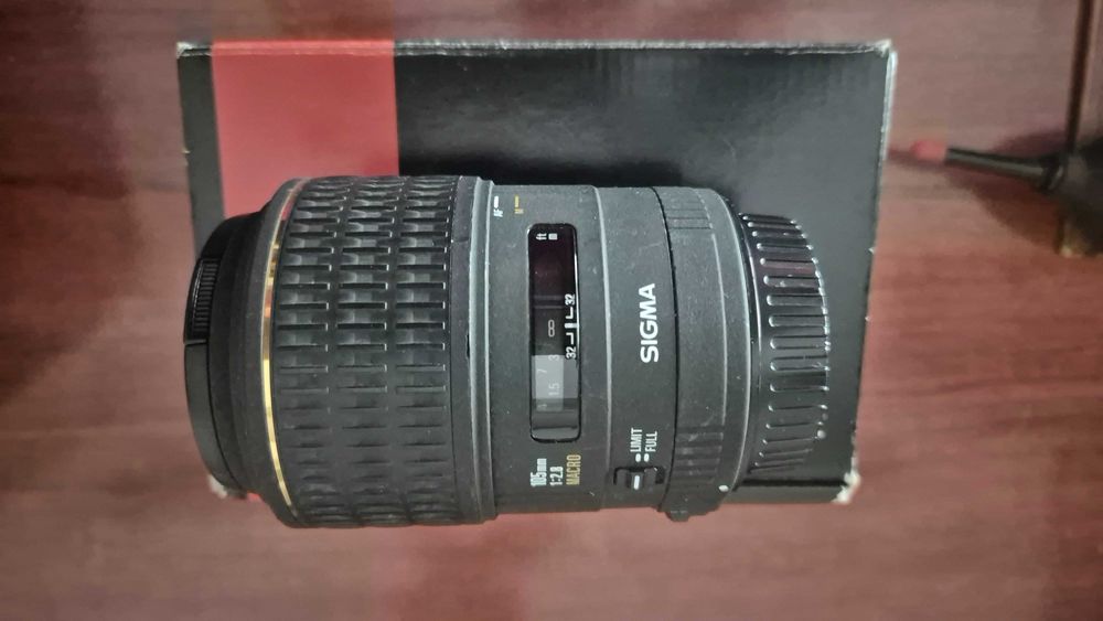 Sigma 105 mm f/2.8 EX DG Macro para Canon EF