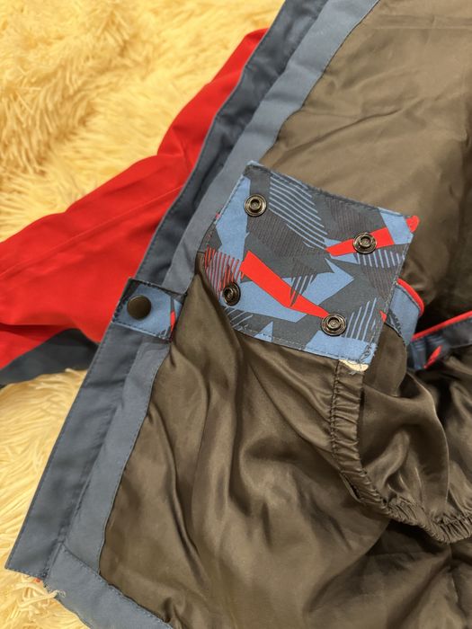 Лижна куртка від бренду Dare 2b.