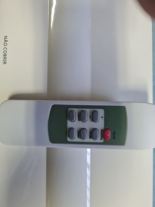 Aquecedor/ventilador de cerâmica de parede