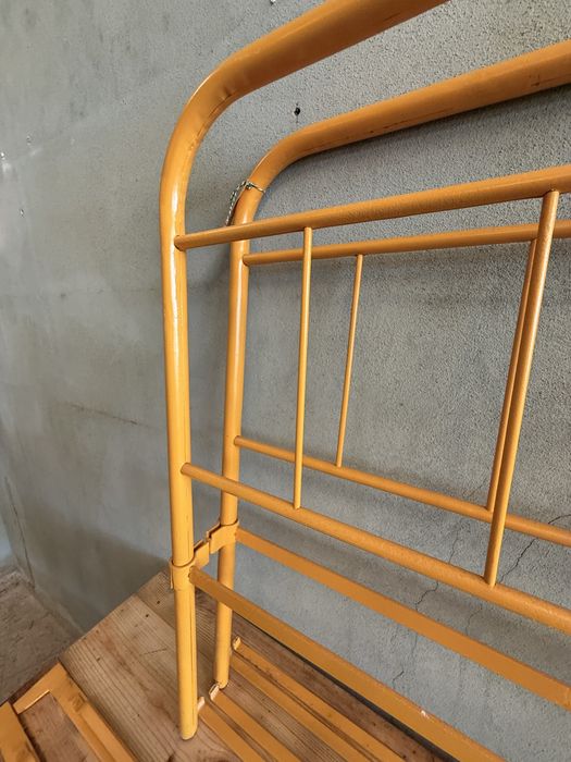 Cama de ferro vintage