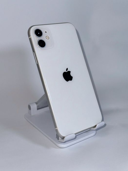 Apple iPhone 11  (128 GB  White)