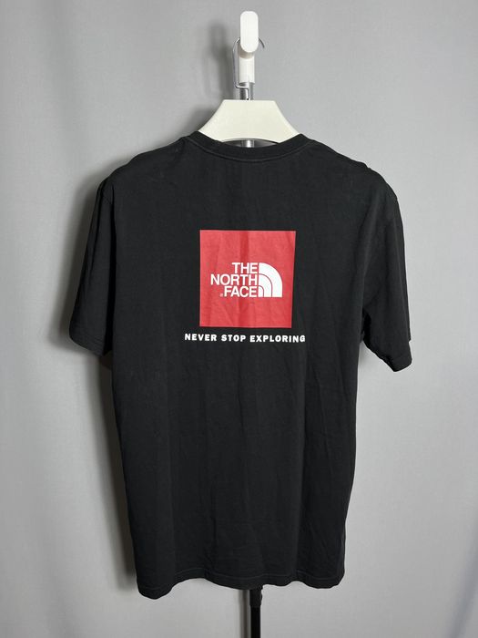 Футболка The North Face