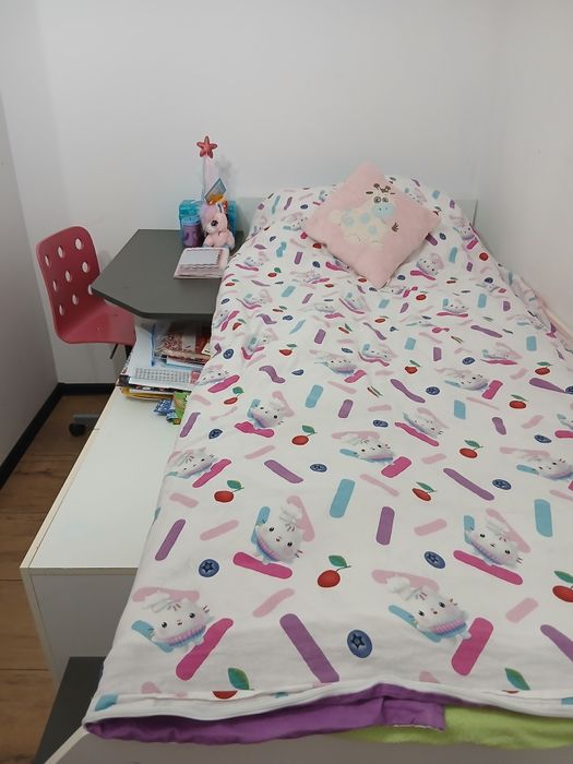 Łóżko z biurkiem 2 w 1 + fotel obrotowy