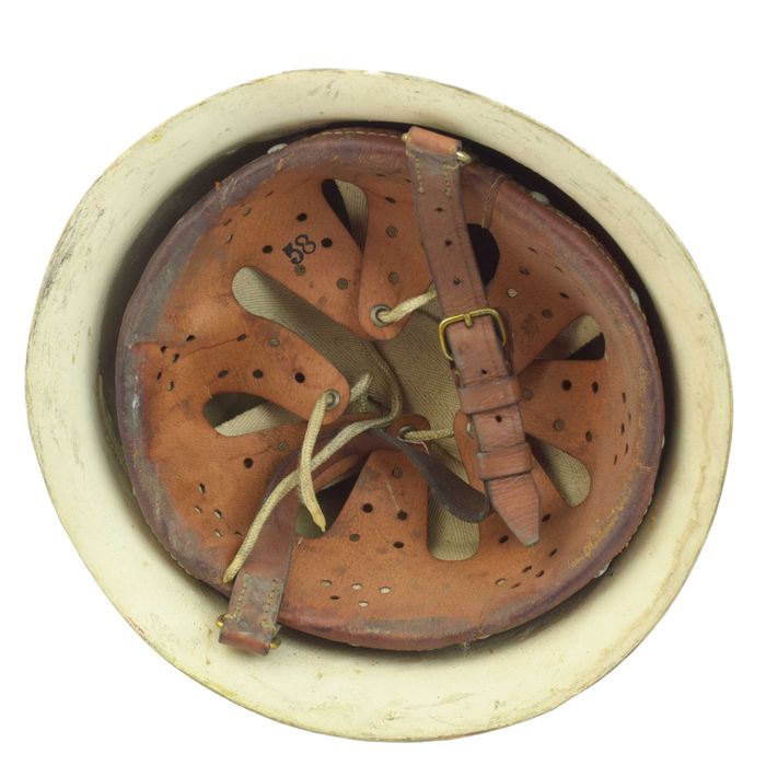 Z magazynów wojskowych kask hełm ochronny PRL OC