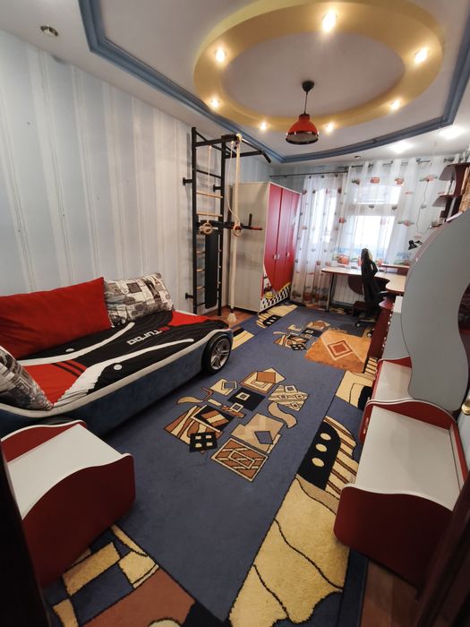 Продам 4 к квартиру вул. ЗСУ біля ринку