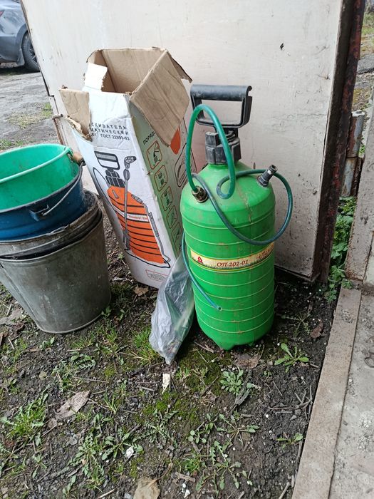 Садовый инвентарь.