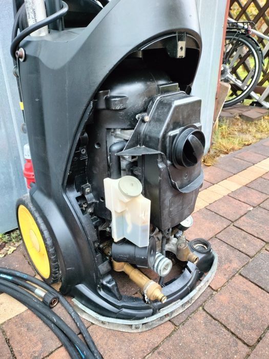 Sprzedam profesjonalną myjkę Karcher HD9/20-4M