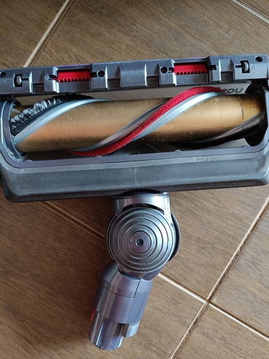 Щітка         Dyson