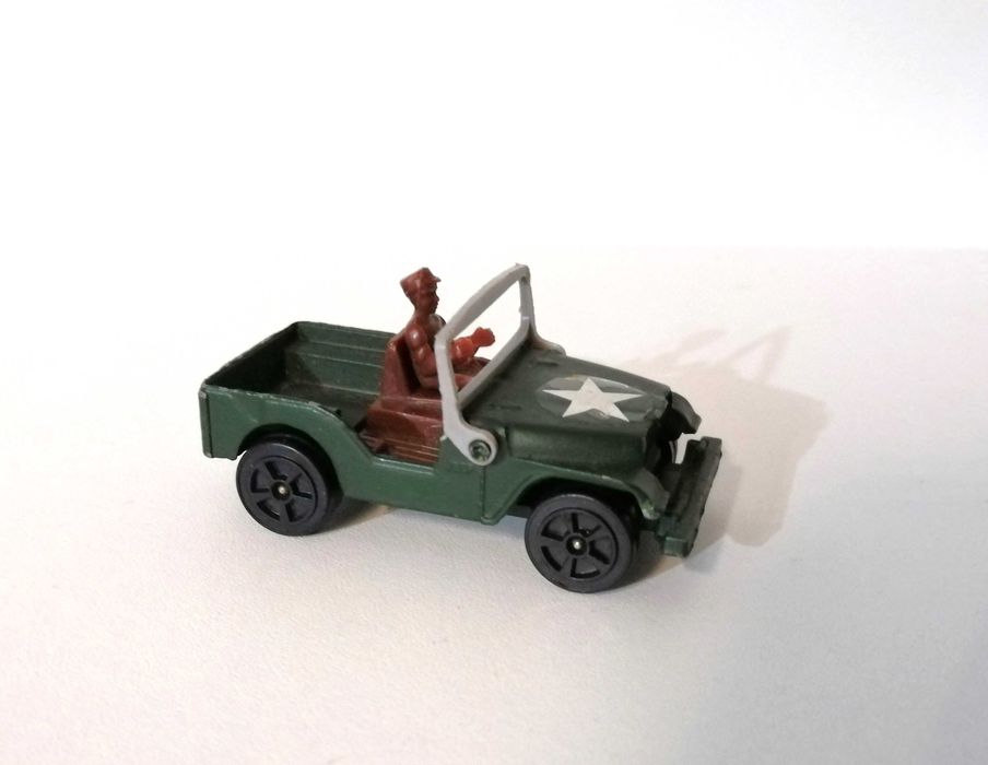 Corgi Juniors Jeep Willys com boneco430136162214236161