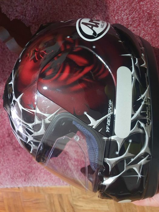 Capacete Arai Viper GT yf design tamanho S