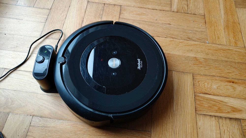 Robot sprzątający iRobot Roomba e5, błąd nr 11