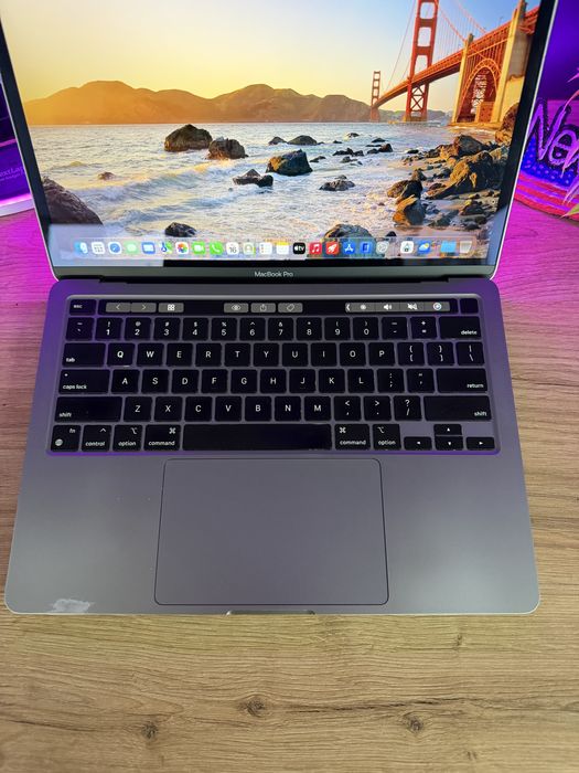 MacBook Pro 13” M2 8/256gb 2022 Оплата частинами