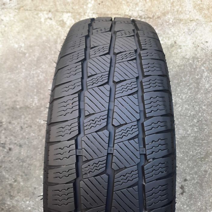 Зимова шина, резина 225 70 R15c Torque (Mirage) 1шт.