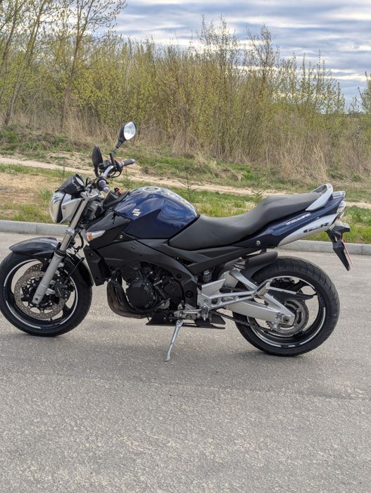 Сузукі gsr 600 Свіжий