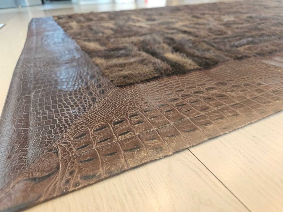 Эксклюзивный ковер из нутуральной кожи крокодила и меха нутрии/кролика
