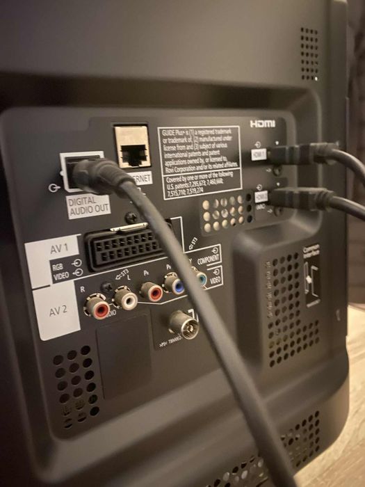 Telewizor Panasonic TX-P50UT30E 50" Plazma