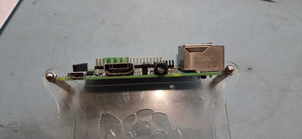 Raspberry Pi 3 B v1.2491759152473067523