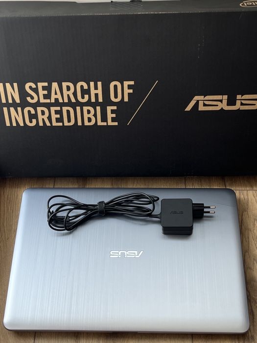 Ноутбук ASUS F540MB