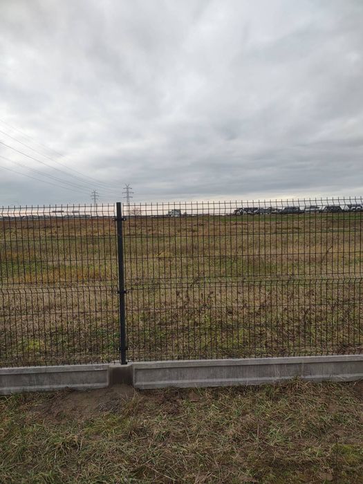 Montaż ogrodzeń betonowych, panelowych  i siatki