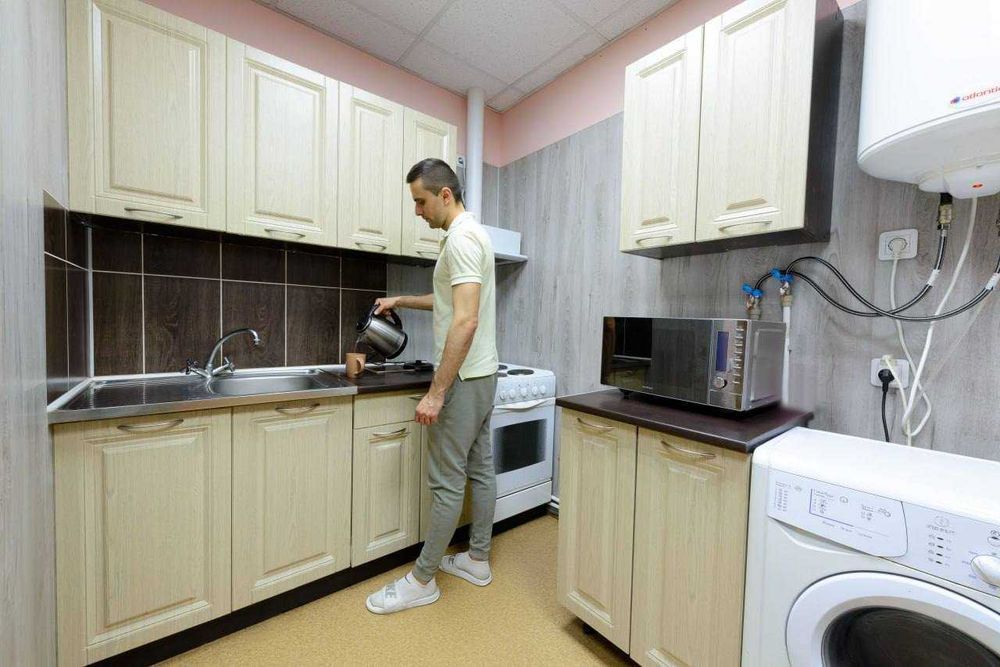 10 из 10 ! Хостел №1 в Киеве ! Оболонь Метро Минская Героев Днепра