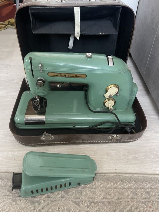 Машинка швейна Тула на разборку