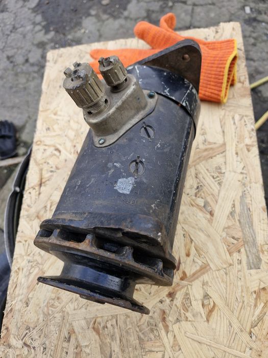 Генератор АТЭ-1 Г51-0 12В,35А,на ЗіЛ-131 , Урал-375