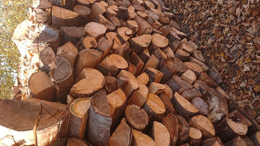 Drewno kominkowe-opalowe suche  bukowe