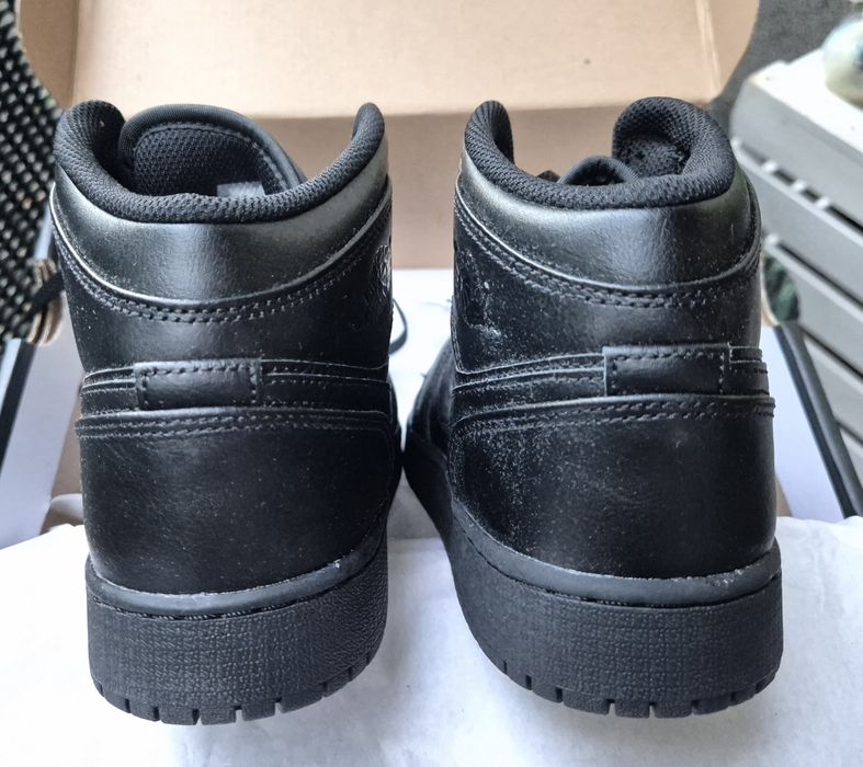 Buty Air Jordan 1 Mid GS Black 38.5 czarne  24 cm