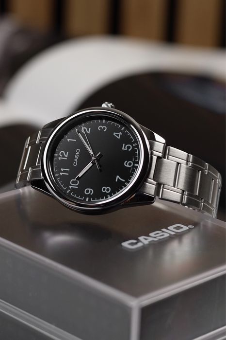 Чоловічий годинник Casio