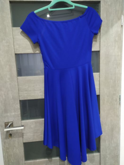 Chabrowa sukienka wieczorowa S dłuższy tył