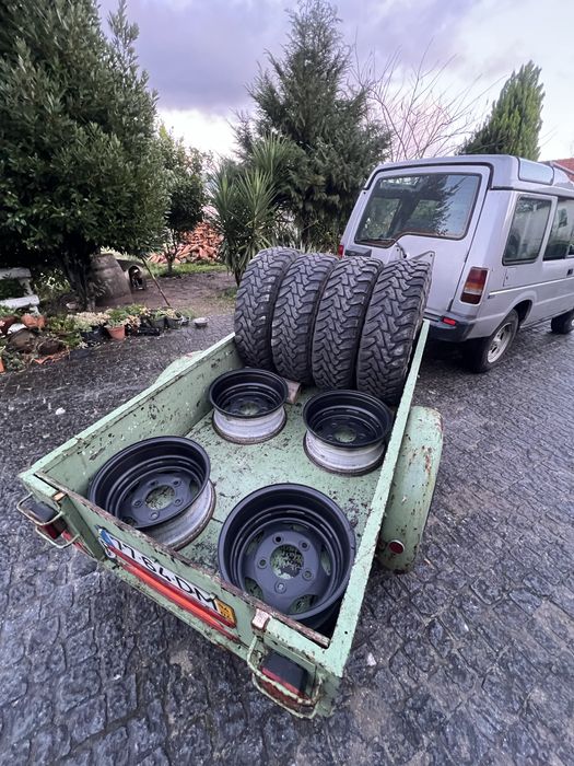 Jantes com pneus Land Rover