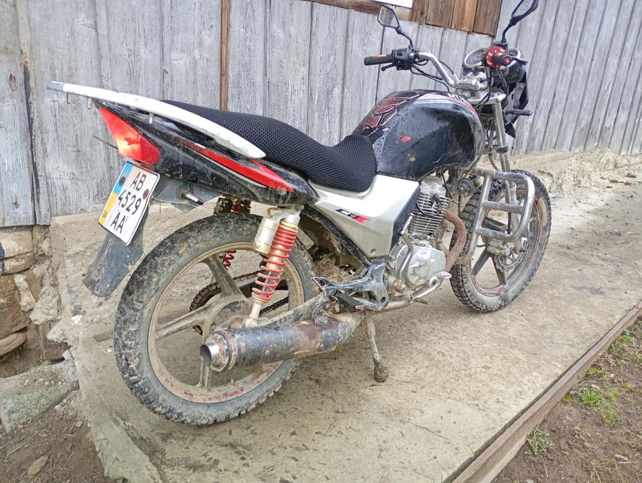 Продам мото мустанг 150-7