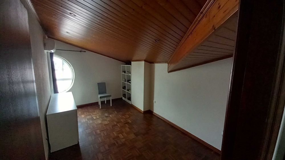 Apartamento duplex T2