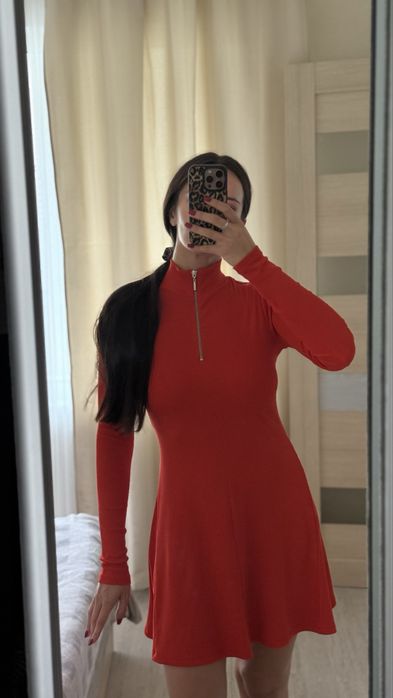 Платье zara оранжевое