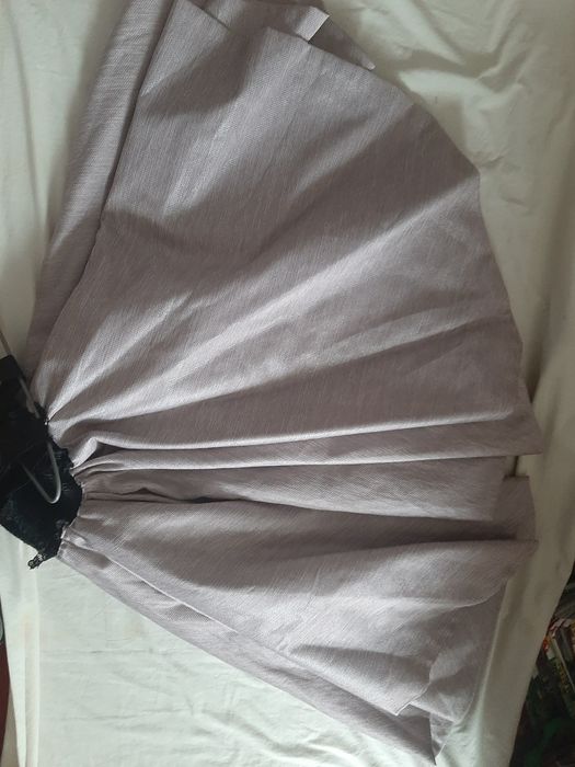 Niezwykłą sukienka dla dziewczynki