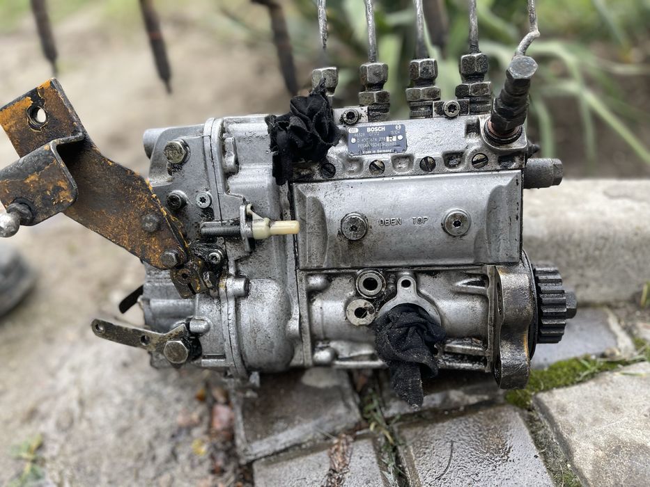 Продам паливний насос високого тиску (ПНВТ) Bosch з апаратурою