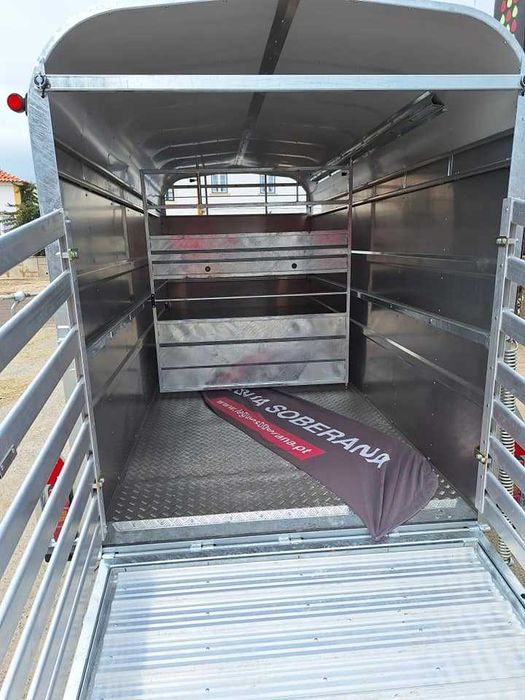 Reboque Nugent Modelo Gado LC3618H