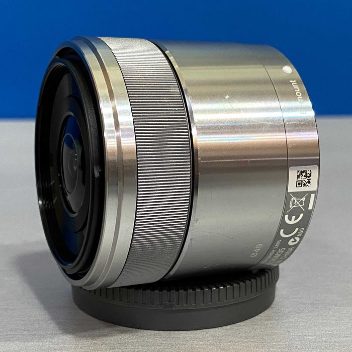 Sony E 30mm f/3.5 Macro