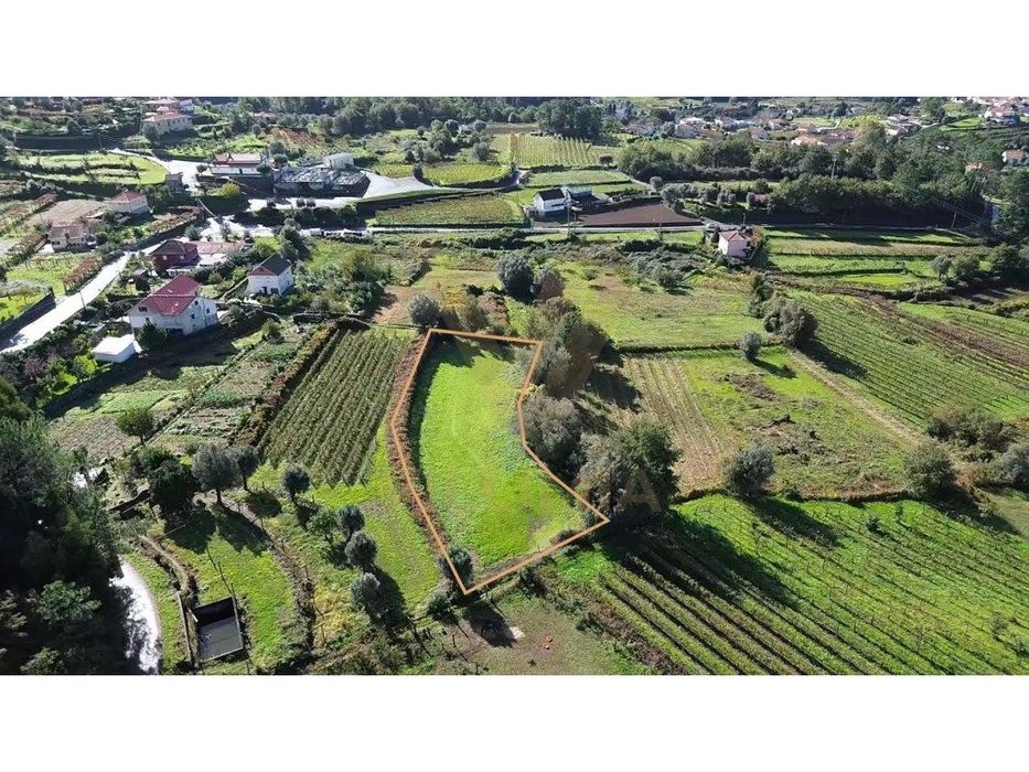 Terreno Rústico 2 300 m² - Cepões - Ponte de Lima