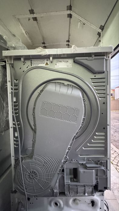 Máquina de Secar Roupa BOSCH WTR83200ES (8 kg - Bomba de Calor